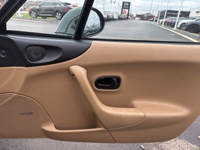 Used 1999 MAZDA MX-5 Miata image 25