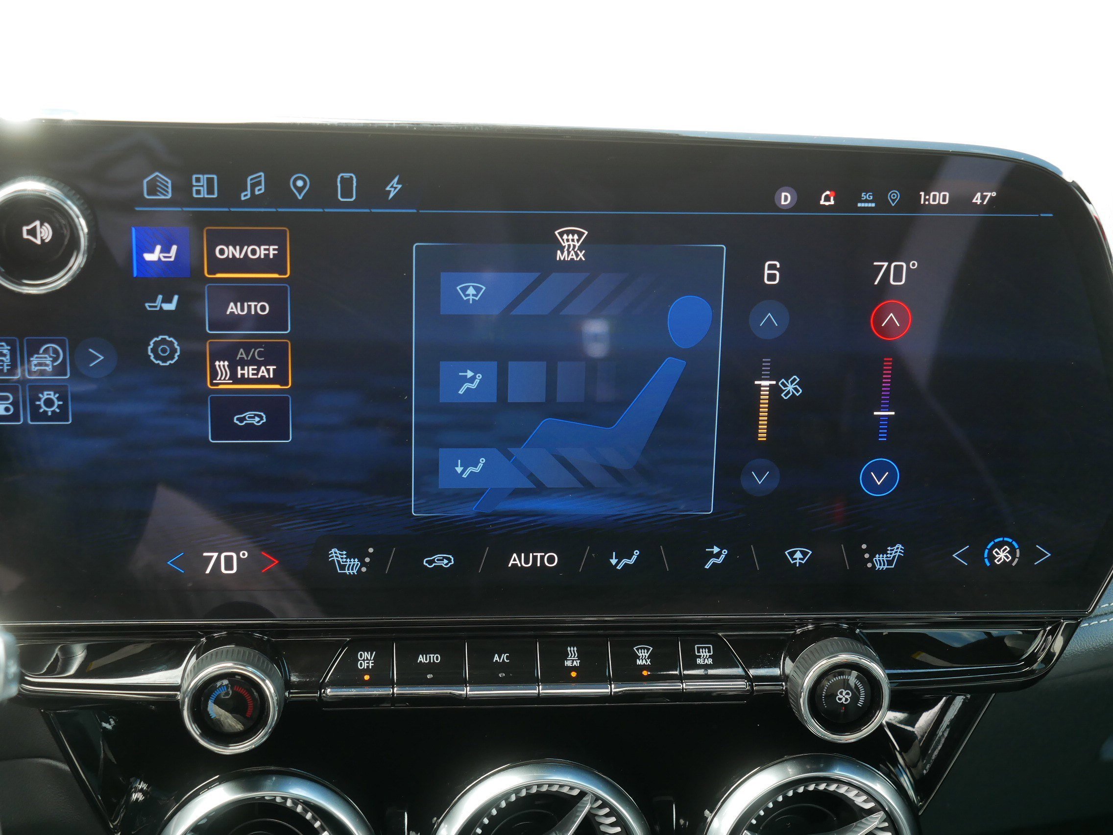 Used 2024 Chevrolet Blazer EV LT AWD/4WD image 23