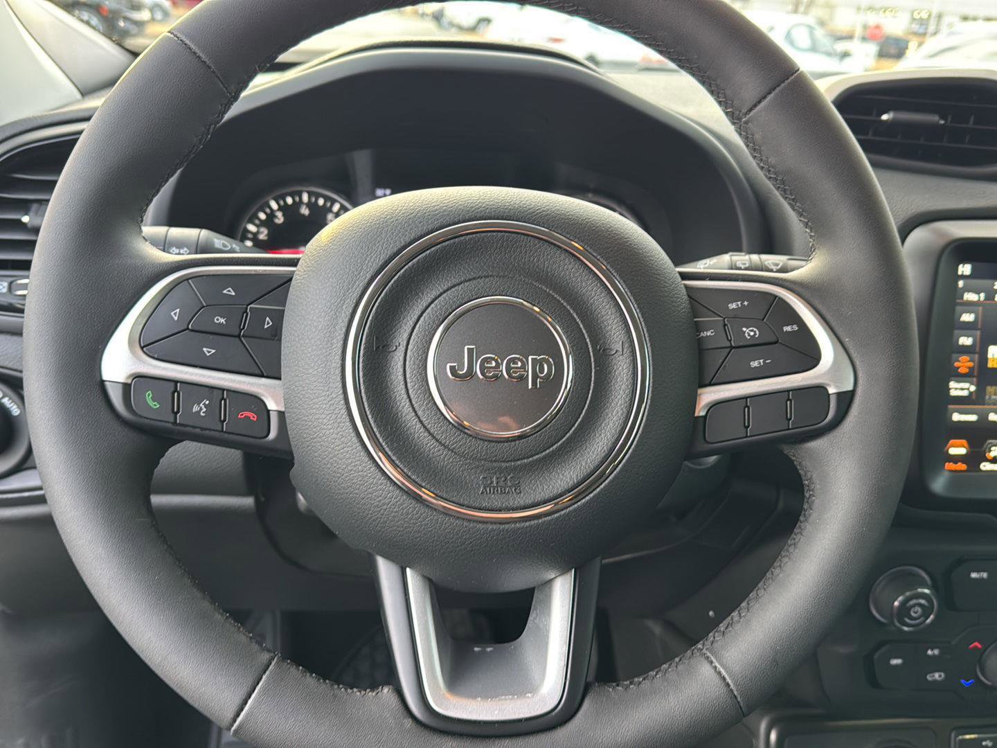 Used 2023 Jeep Renegade Altitude image 17