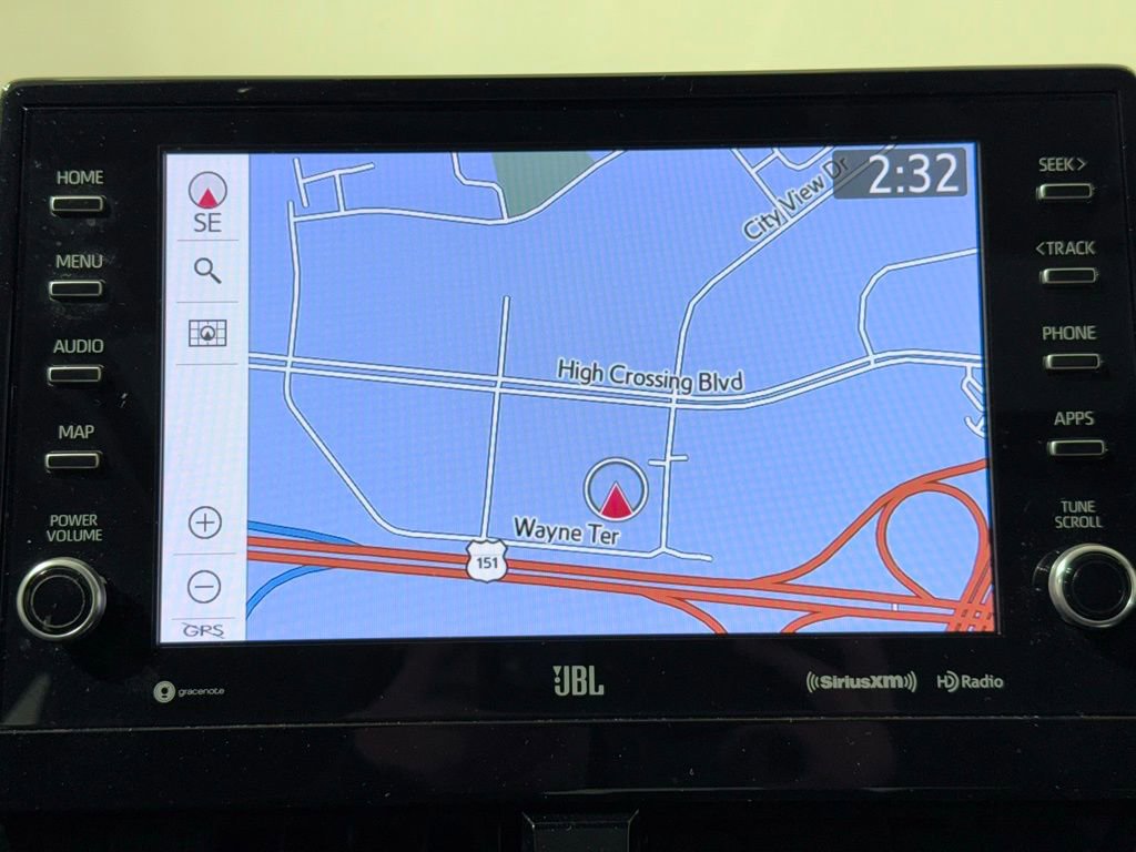 Certified 2022 Toyota Camry XLE image 28