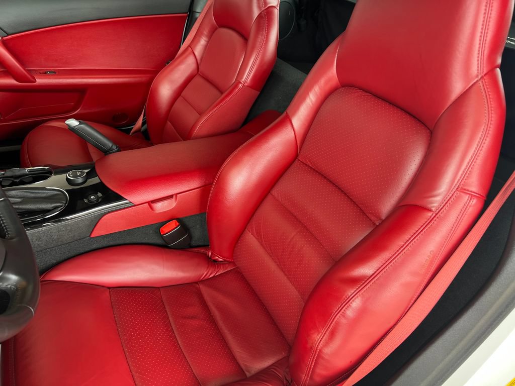 Used 2008 Chevrolet Corvette Coupe w/ Preferred Equipment Group RWD image 8