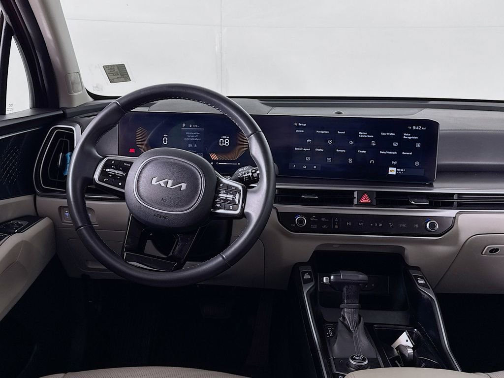 Used 2024 Kia Sorento EX image 13