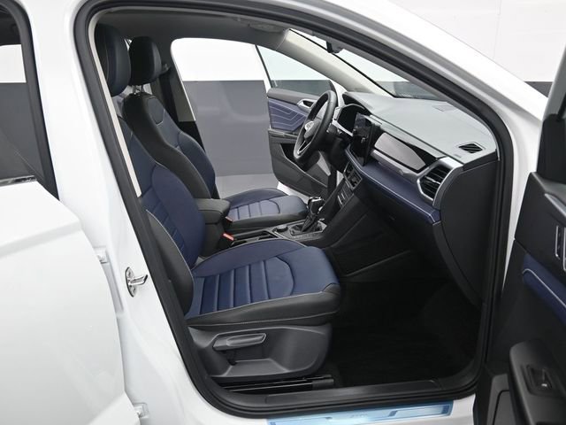 Used 2026 Volkswagen Taos SEL AWD/4WD image 36