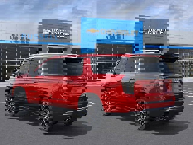 New 2026 Chevrolet Suburban High Country image 3