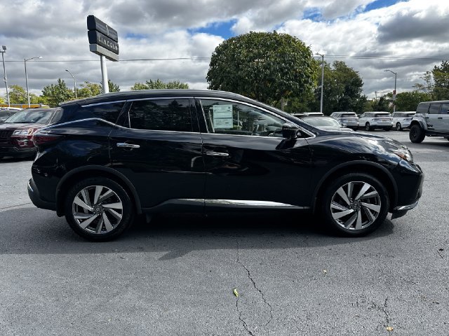 Used 2020 Nissan Murano SL w/ Moonroof Package AWD/4WD image 4
