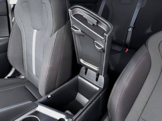 New 2026 Hyundai Elantra SE FWD image 18