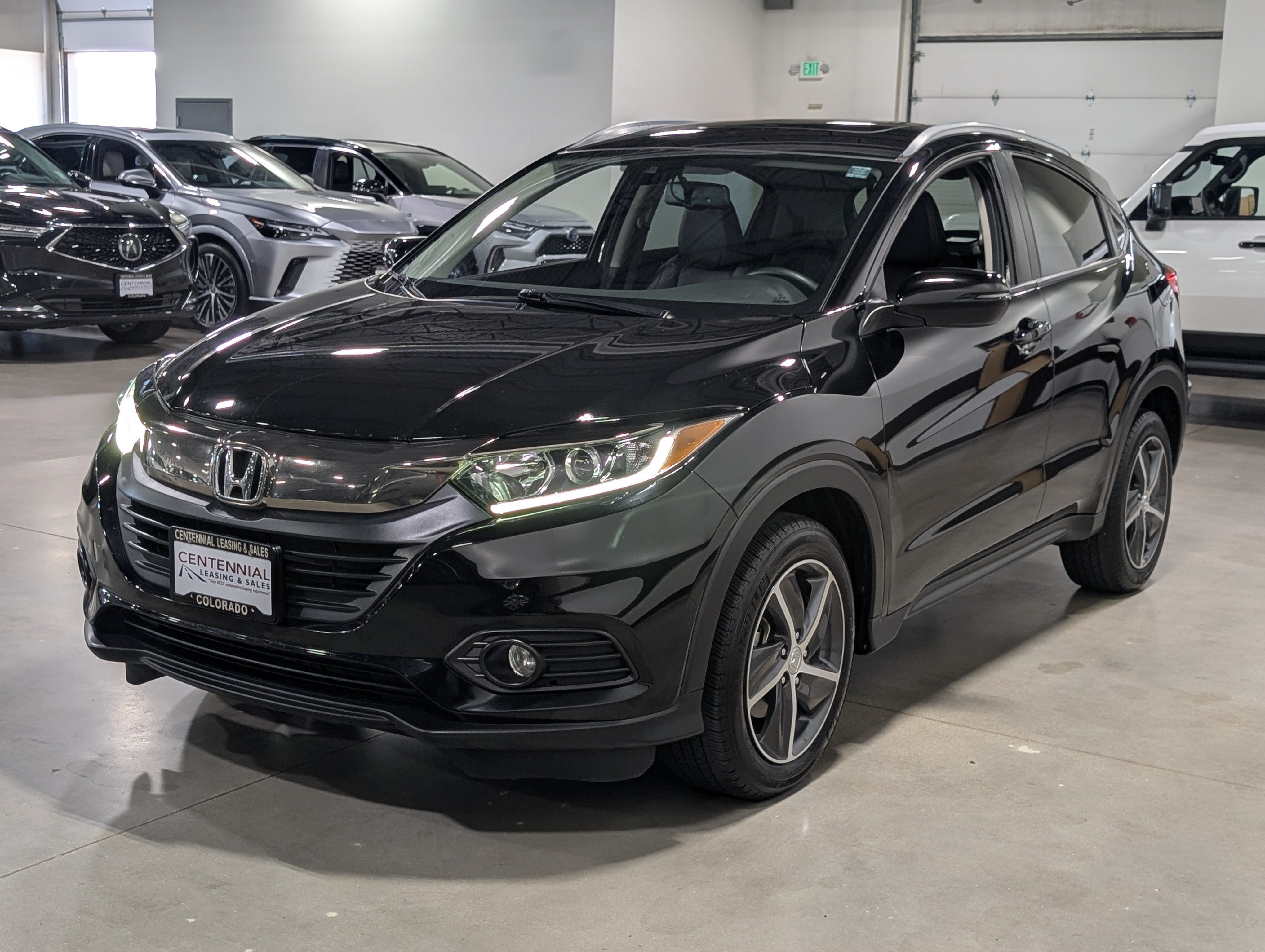 Used 2022 Honda HR-V EX-L image 4