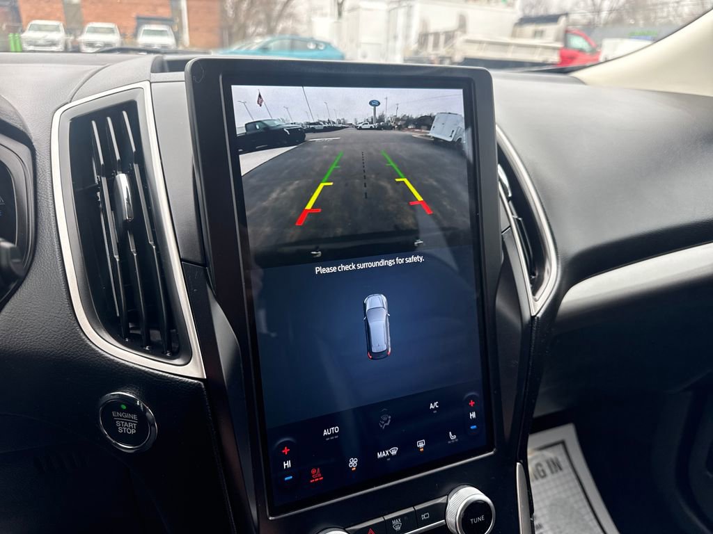 Used 2024 Ford Edge SEL w/ Convenience Package image 35