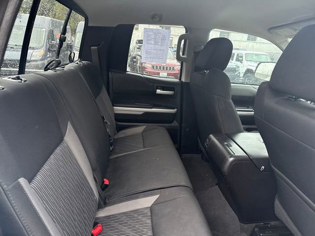 Used 2015 Toyota Tundra SR5 w/ SR5 Upgrade Package image 41