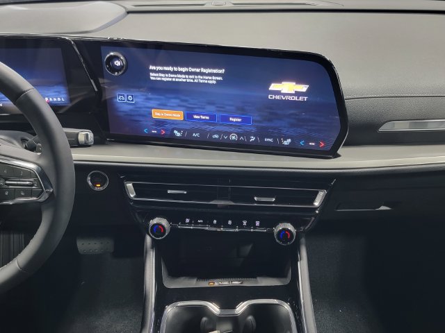 New 2026 Chevrolet Traverse LT w/ Sun and Wheel Package AWD/4WD image 19