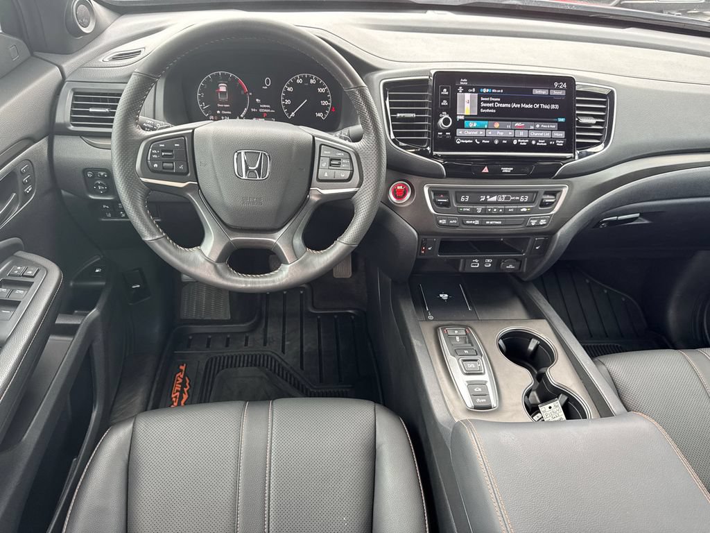 Used 2025 Honda Ridgeline TrailSport image 23