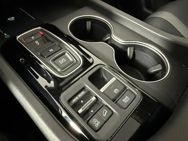 Used 2025 Honda Pilot Touring image 22