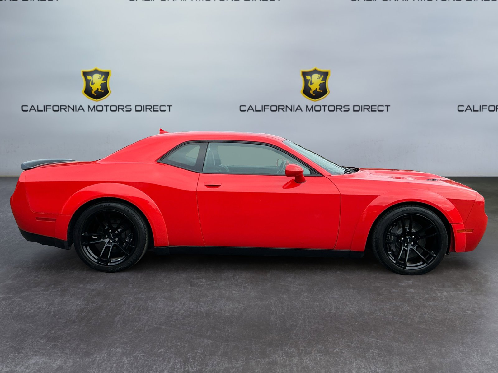 Used 2018 Dodge Challenger SRT Hellcat image 4