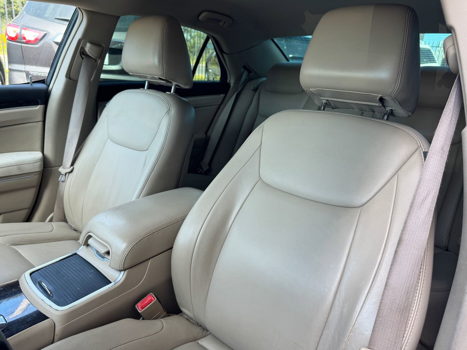 Used 2013 Chrysler 300 RWD image 11