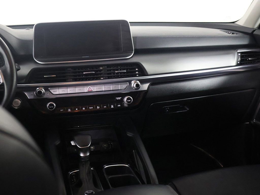 Used 2022 Kia Telluride LX image 39