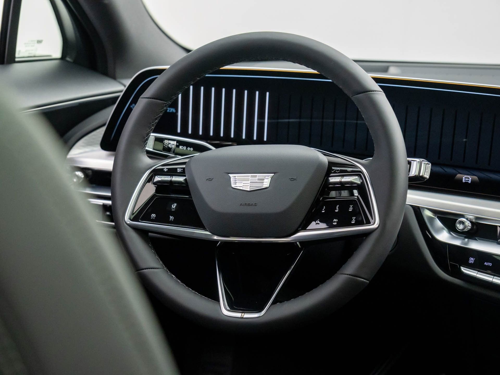 New 2025 Cadillac Lyriq Luxury image 10
