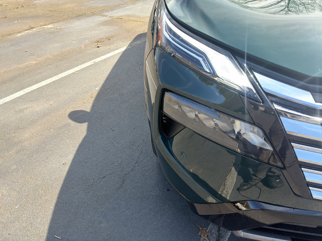 New 2026 Nissan Rogue Platinum image 10