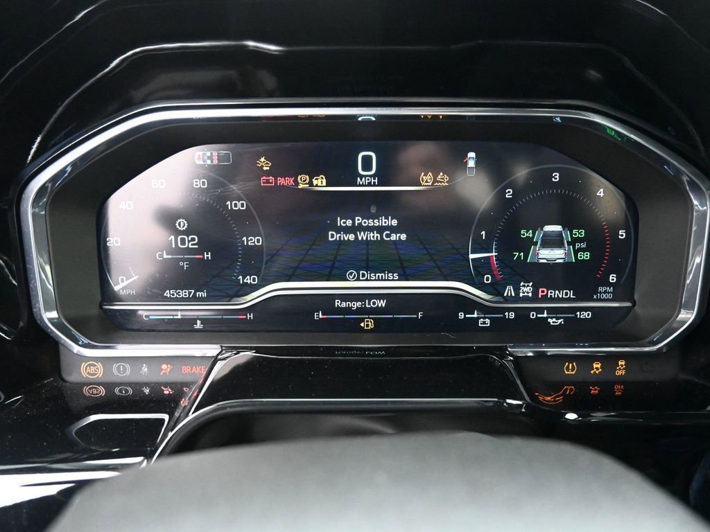 Used 2024 GMC Sierra 3500 SLT w/ SLT Premium Package image 32