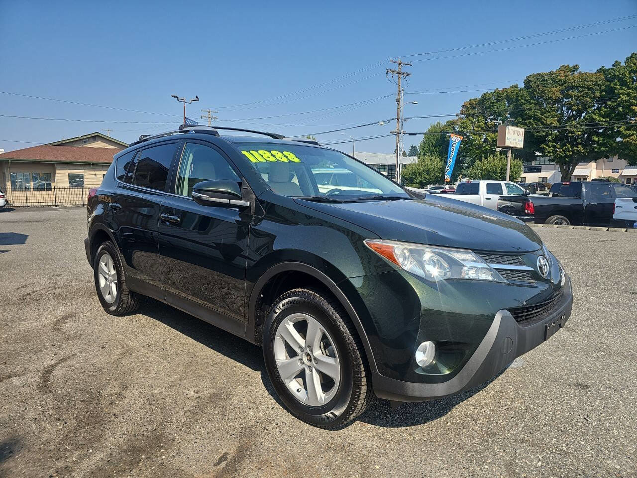 Used 2013 Toyota RAV4 XLE image 3