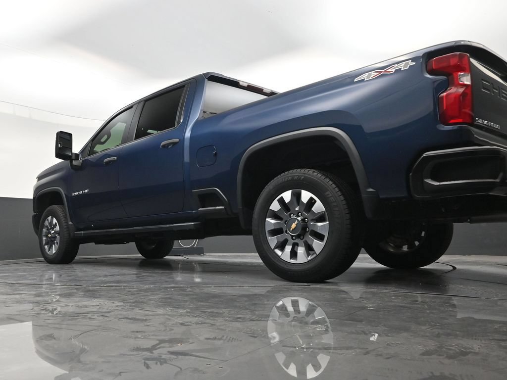 Used 2021 Chevrolet Silverado 2500 Custom w/ Custom Value Package AWD/4WD image 22