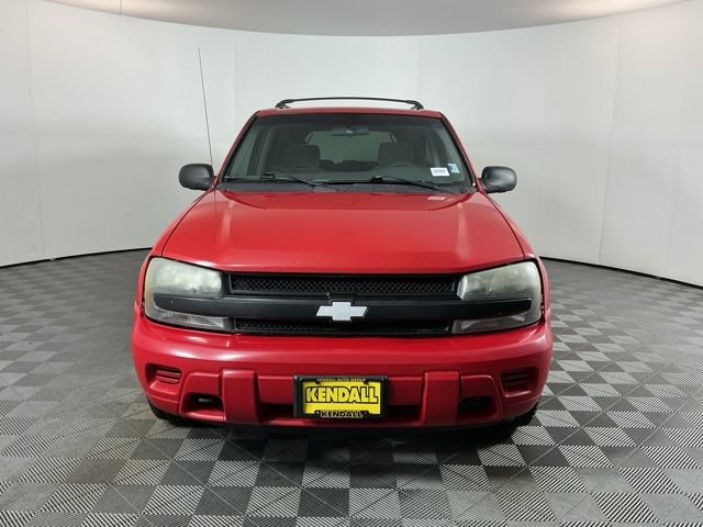 Used 2002 Chevrolet TrailBlazer LS w/ Preferred Equipment Group AWD/4WD image 2