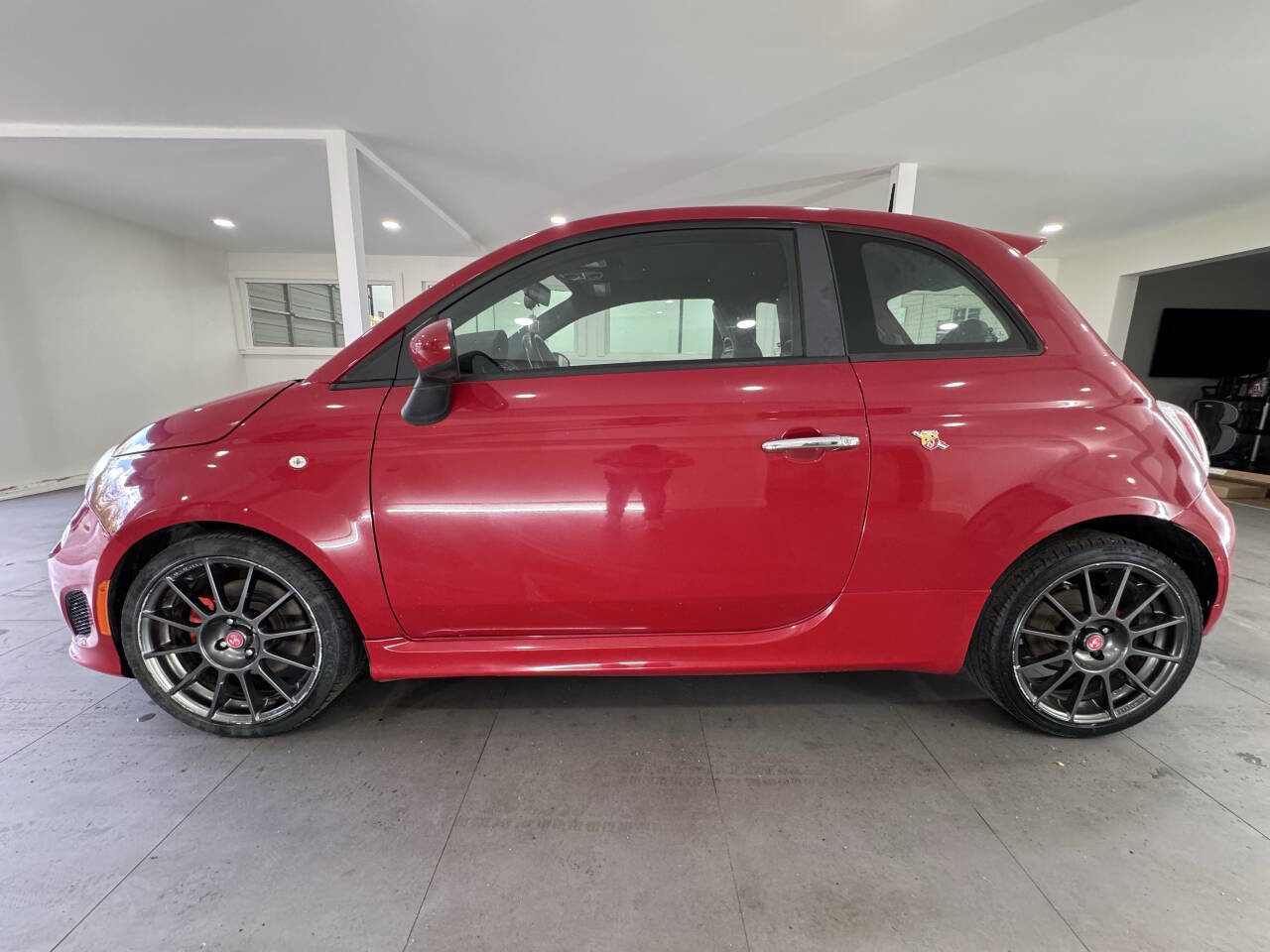 Used 2013 FIAT 500 Abarth FWD image 2