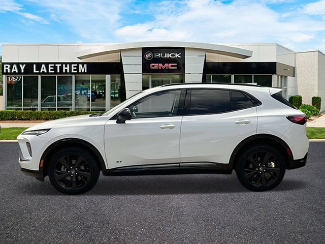 Used 2026 Buick Envision Sport Touring AWD/4WD image 2