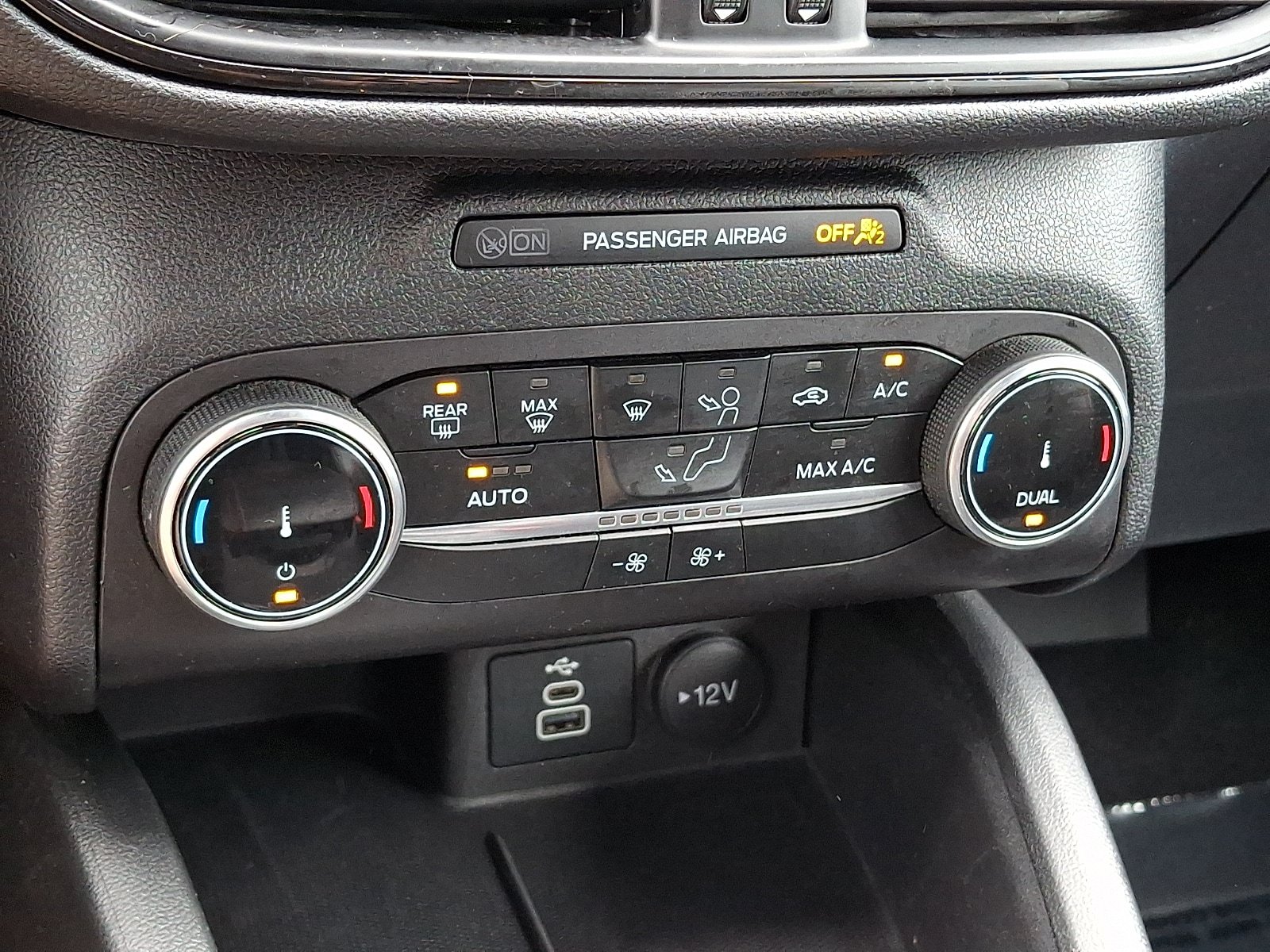 Certified 2025 Ford Escape ST-Line FWD image 15