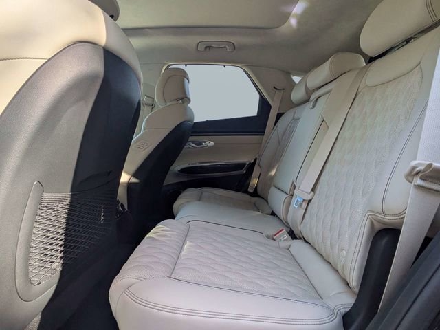 Used 2025 Genesis GV70 3.5T Sport w/ Sport Prestige Package AWD/4WD image 27