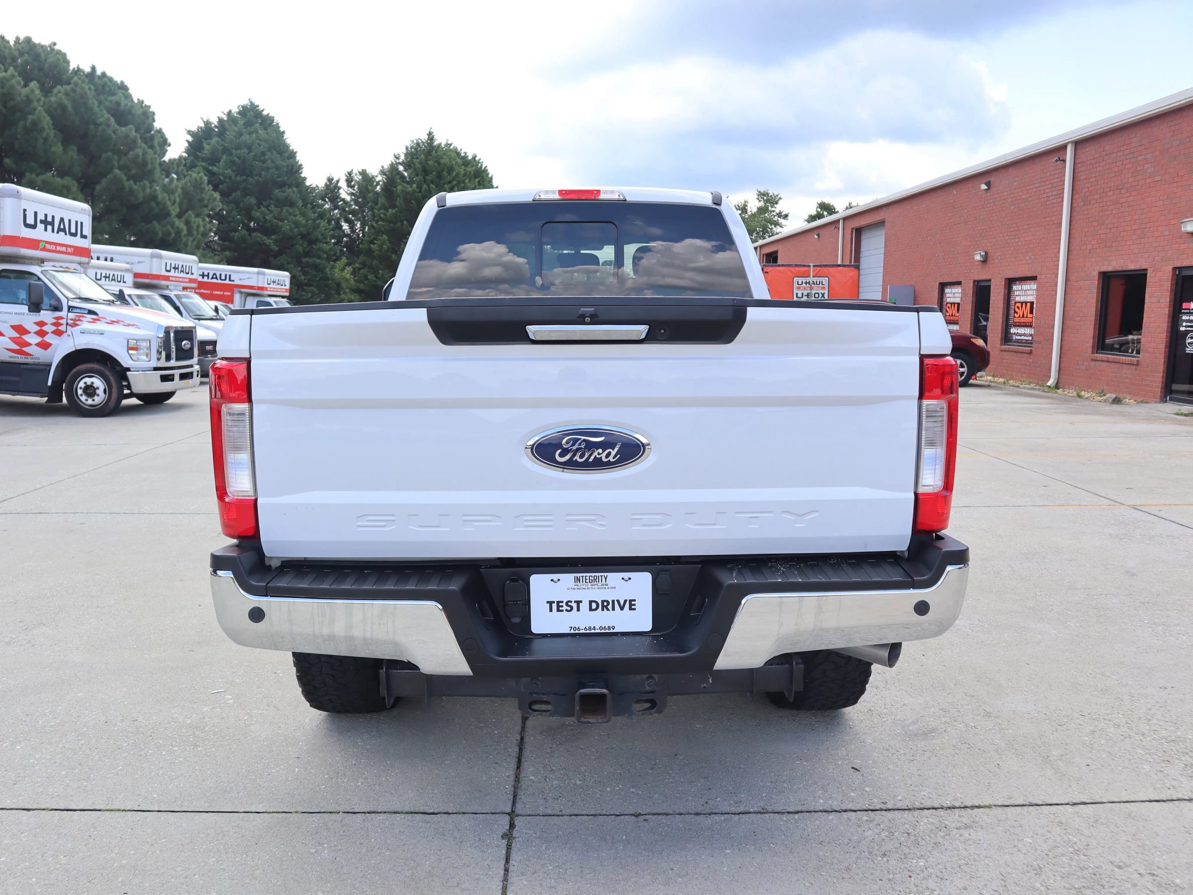 Used 2019 Ford F250 Lariat w/ Chrome Package image 4