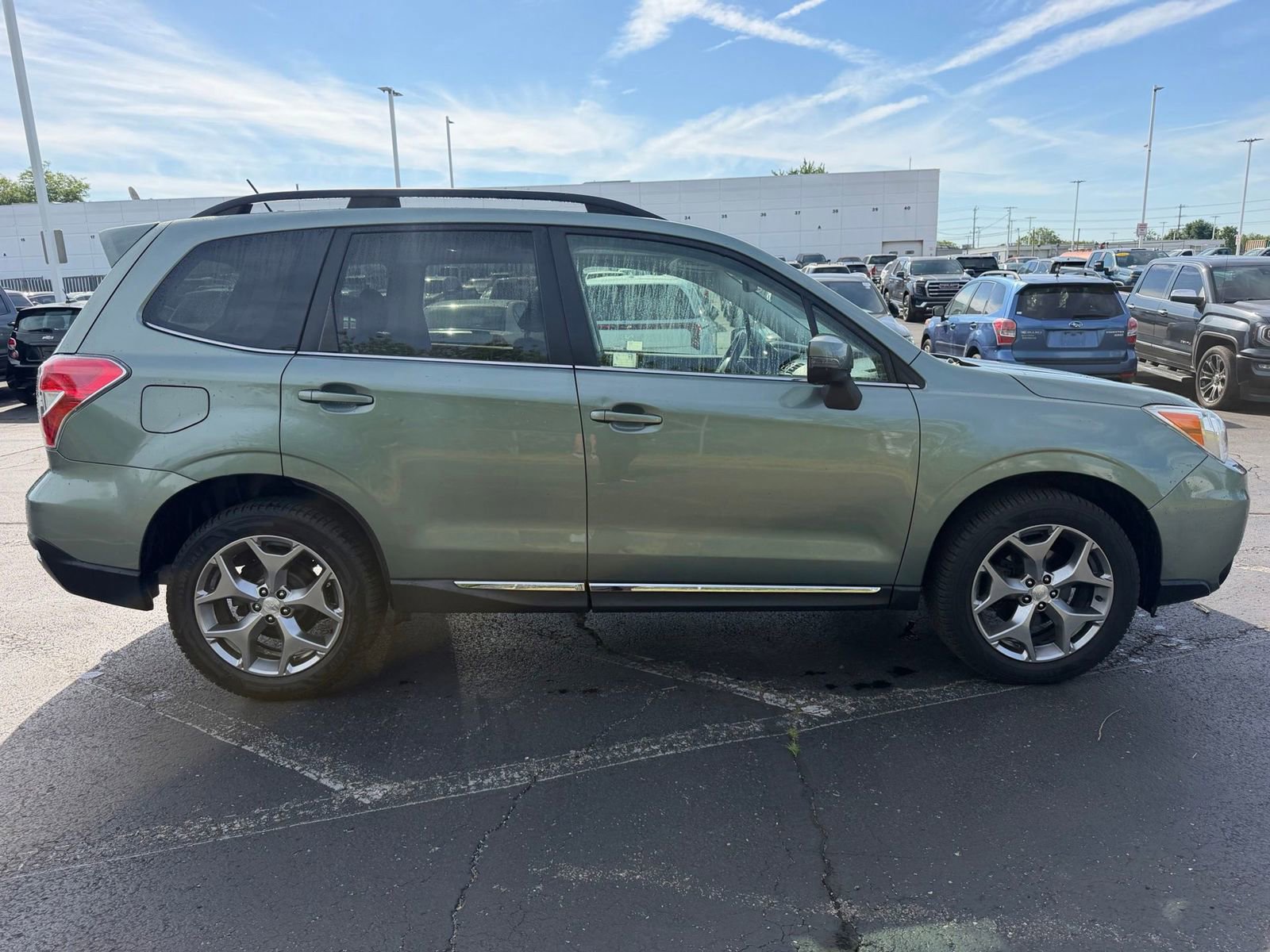 Used 2015 Subaru Forester 2.5i Touring w/ Popular Package #2 AWD/4WD image 5