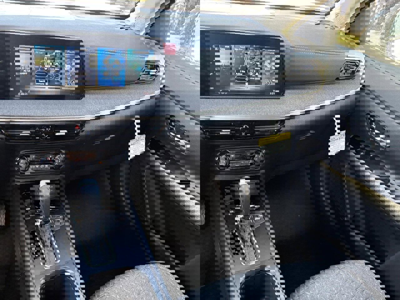 New 2026 Nissan Kicks SV image 12