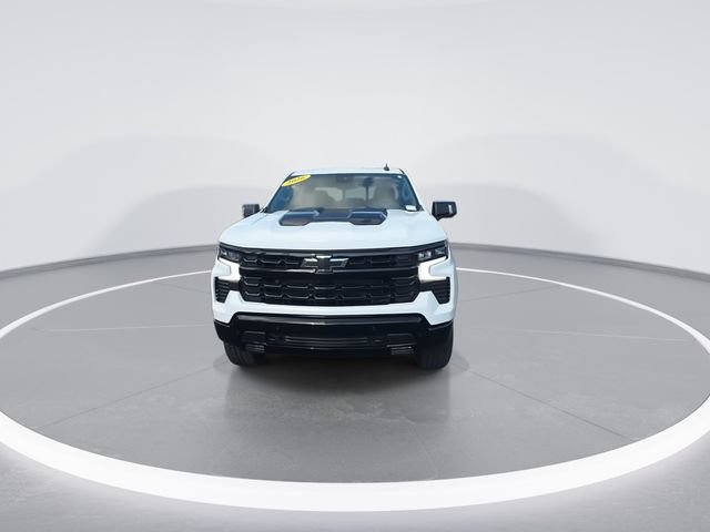 Used 2026 Chevrolet Silverado 1500 LT Trail Boss w/ LT Trail Boss Premium Package AWD/4WD image 3