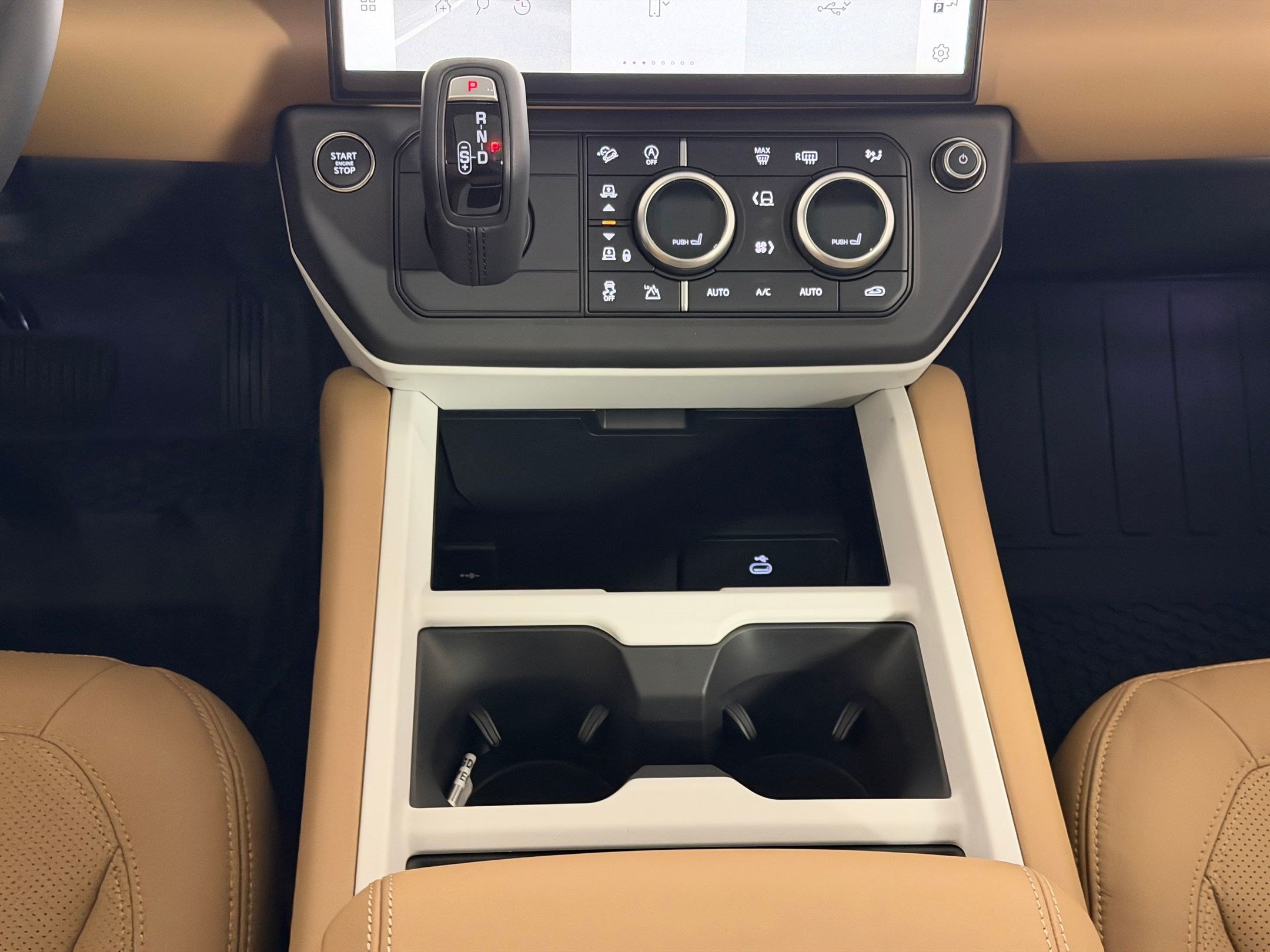 New 2026 Land Rover Defender 110 S AWD/4WD image 16