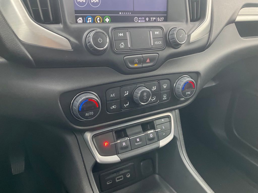 Used 2024 GMC Terrain SLT image 26