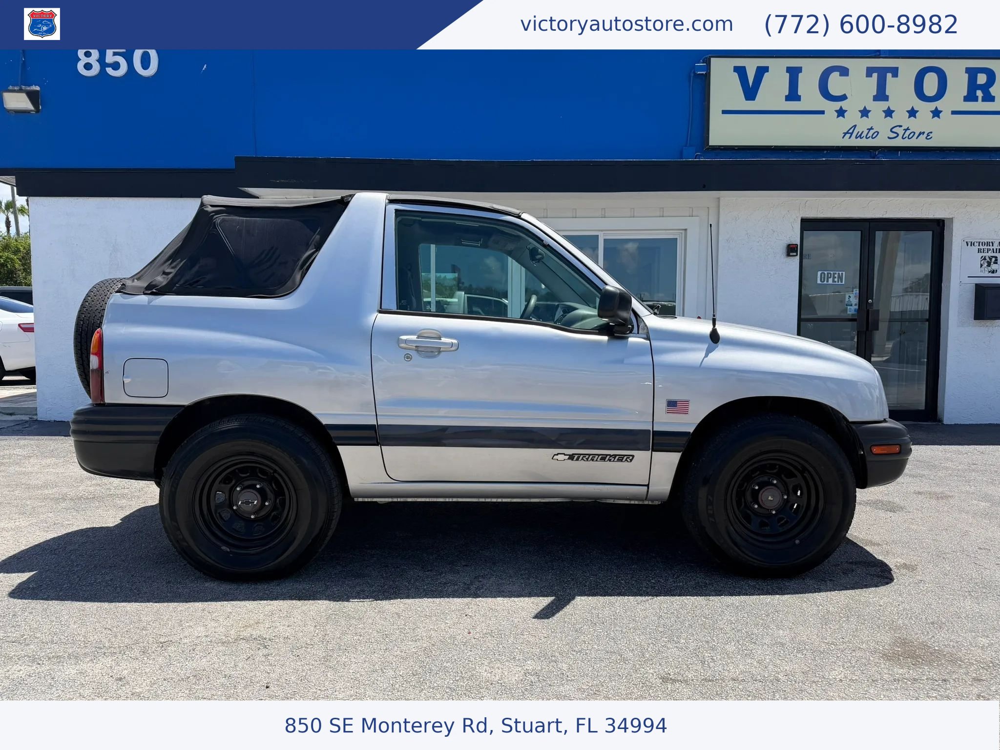 Used 2002 Chevrolet Tracker 2WD image 2