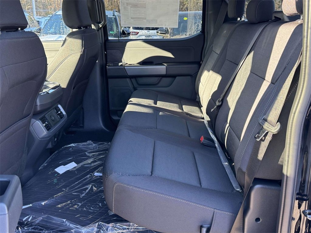 New 2025 Ford F150 XLT w/ Equipment Group 302A MID image 16