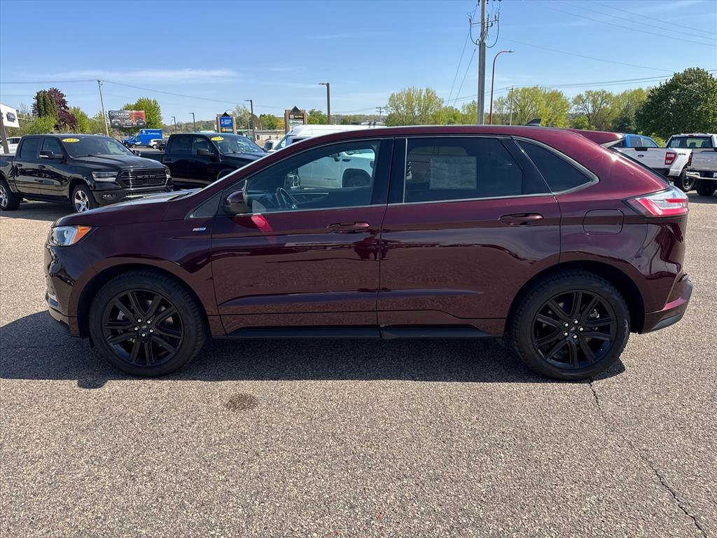 Used 2022 Ford Edge ST-Line AWD/4WD image 2