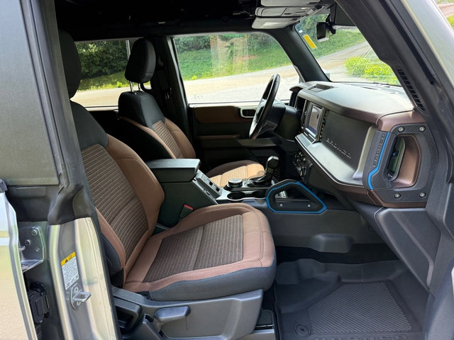 Used 2022 Ford Bronco Outer Banks image 17