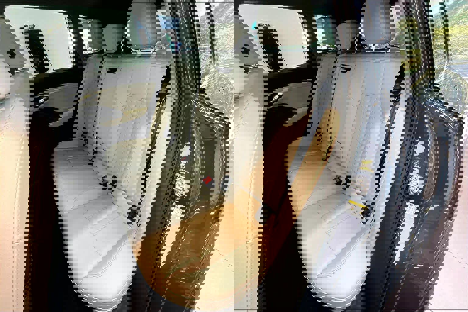 Certified 2025 Audi Q6 e-tron Premium w/ Convenience Package image 19