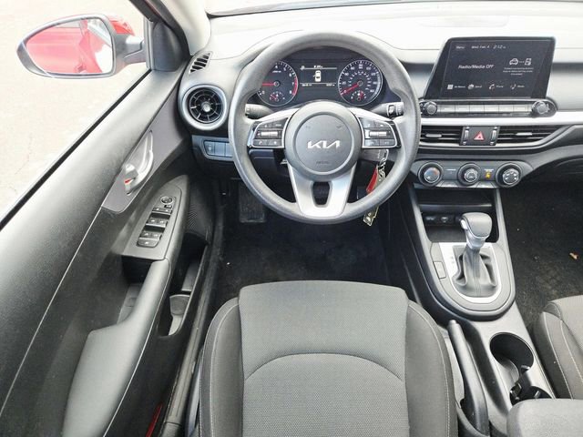 Used 2024 Kia Forte LXS image 7