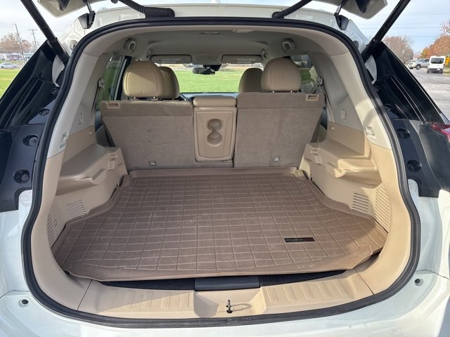 Used 2019 Nissan Rogue SV w/ Premium Package image 10