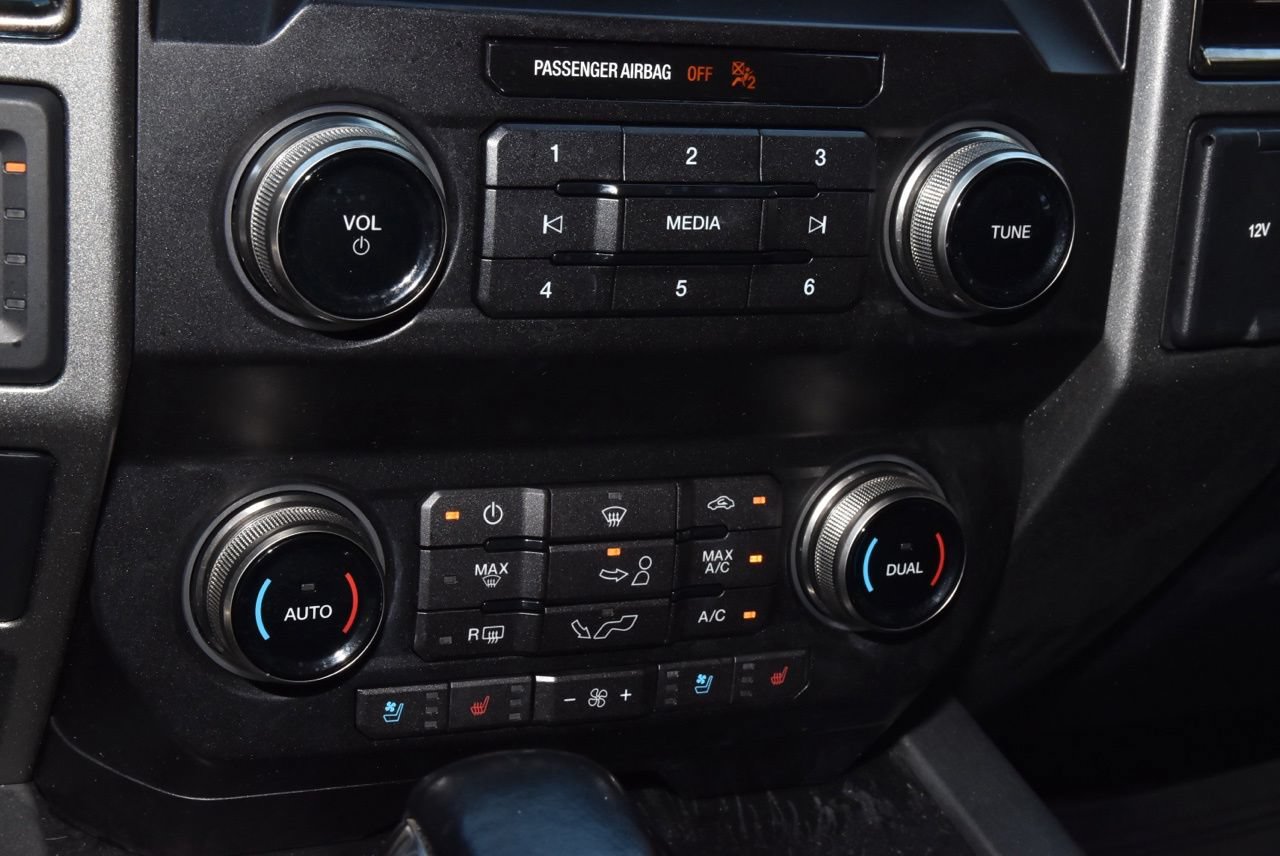 Used 2019 Ford F150 Raptor w/ Equipment Group 802A Luxury AWD/4WD image 29