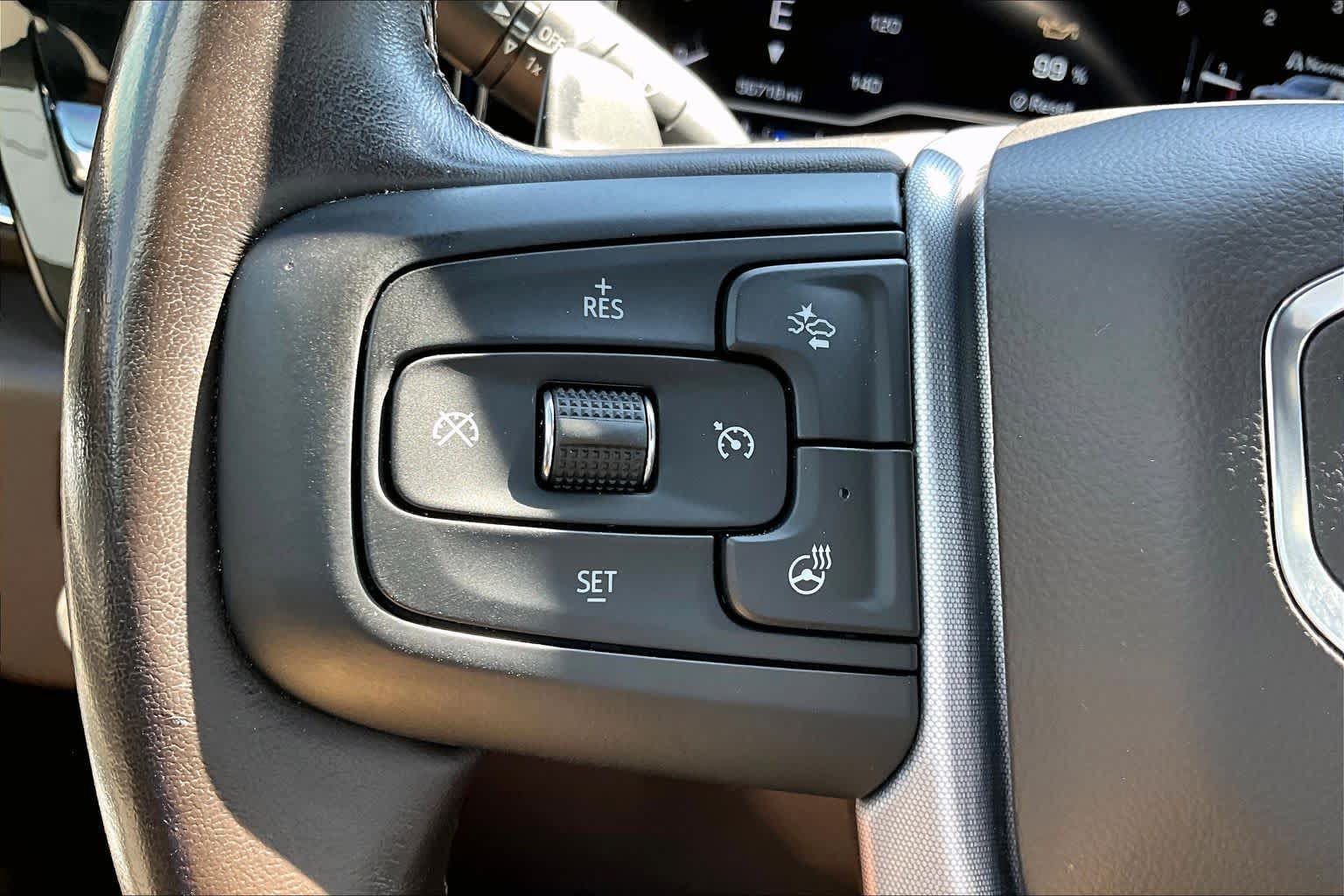 Used 2022 GMC Sierra 1500 SLT w/ SLT Convenience Package AWD/4WD image 22