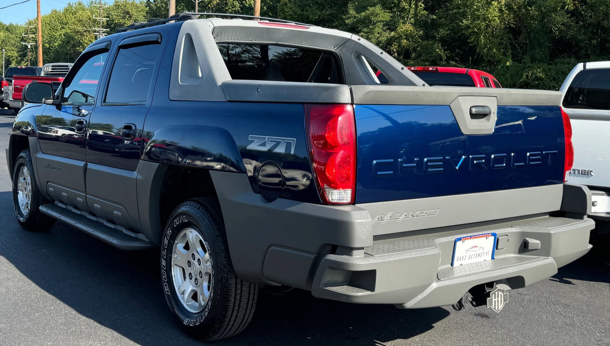Used 2002 Chevrolet Avalanche 4x4 w/ Off-Road Suspension Pkg image 6