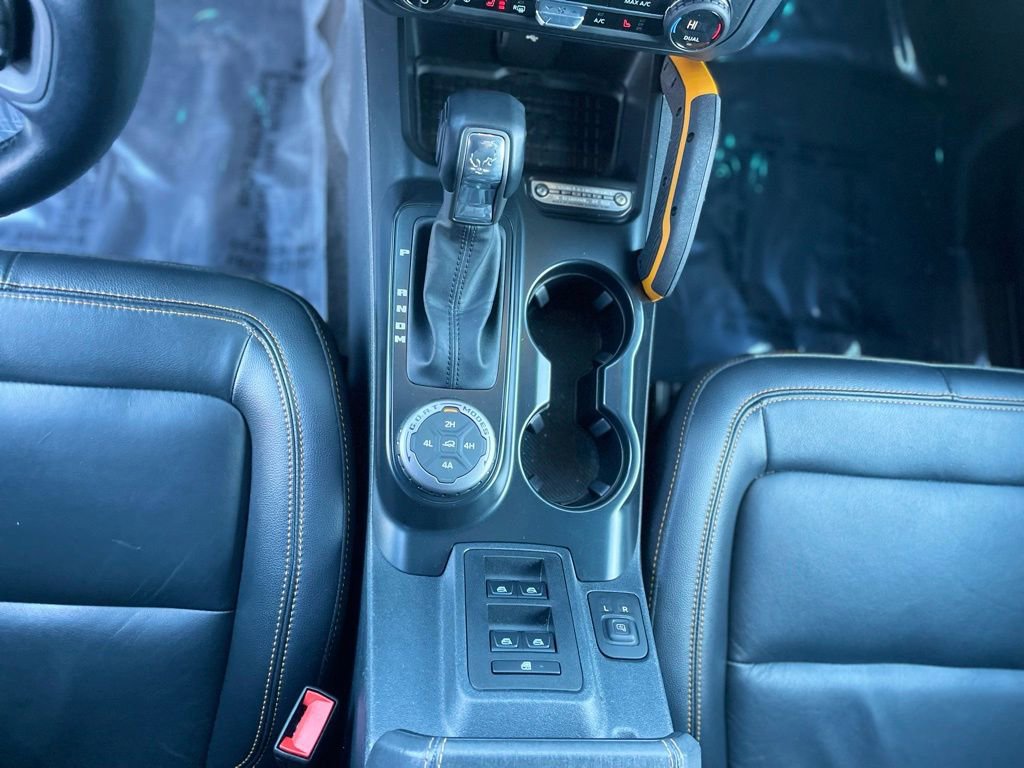 Used 2024 Ford Bronco Badlands image 14