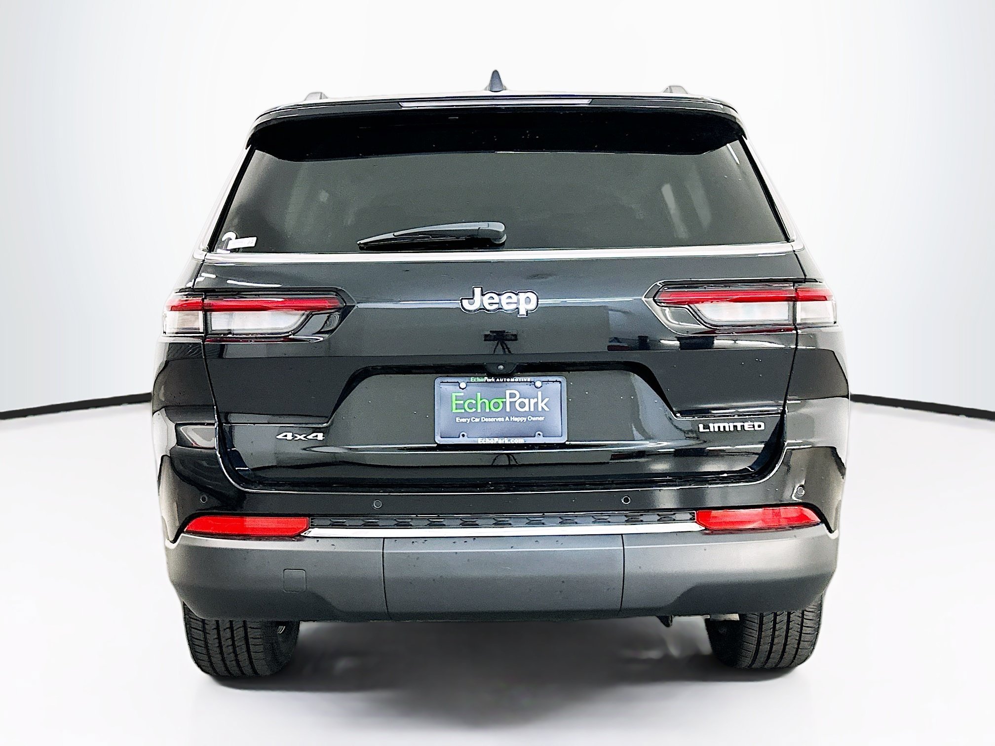 Used 2023 Jeep Grand Cherokee L Limited AWD/4WD image 7
