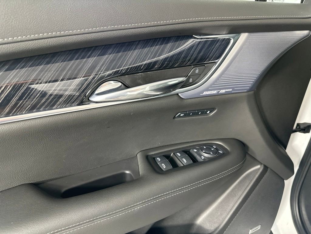 Used 2023 Cadillac XT6 Premium Luxury w/ Technology Package AWD/4WD image 19