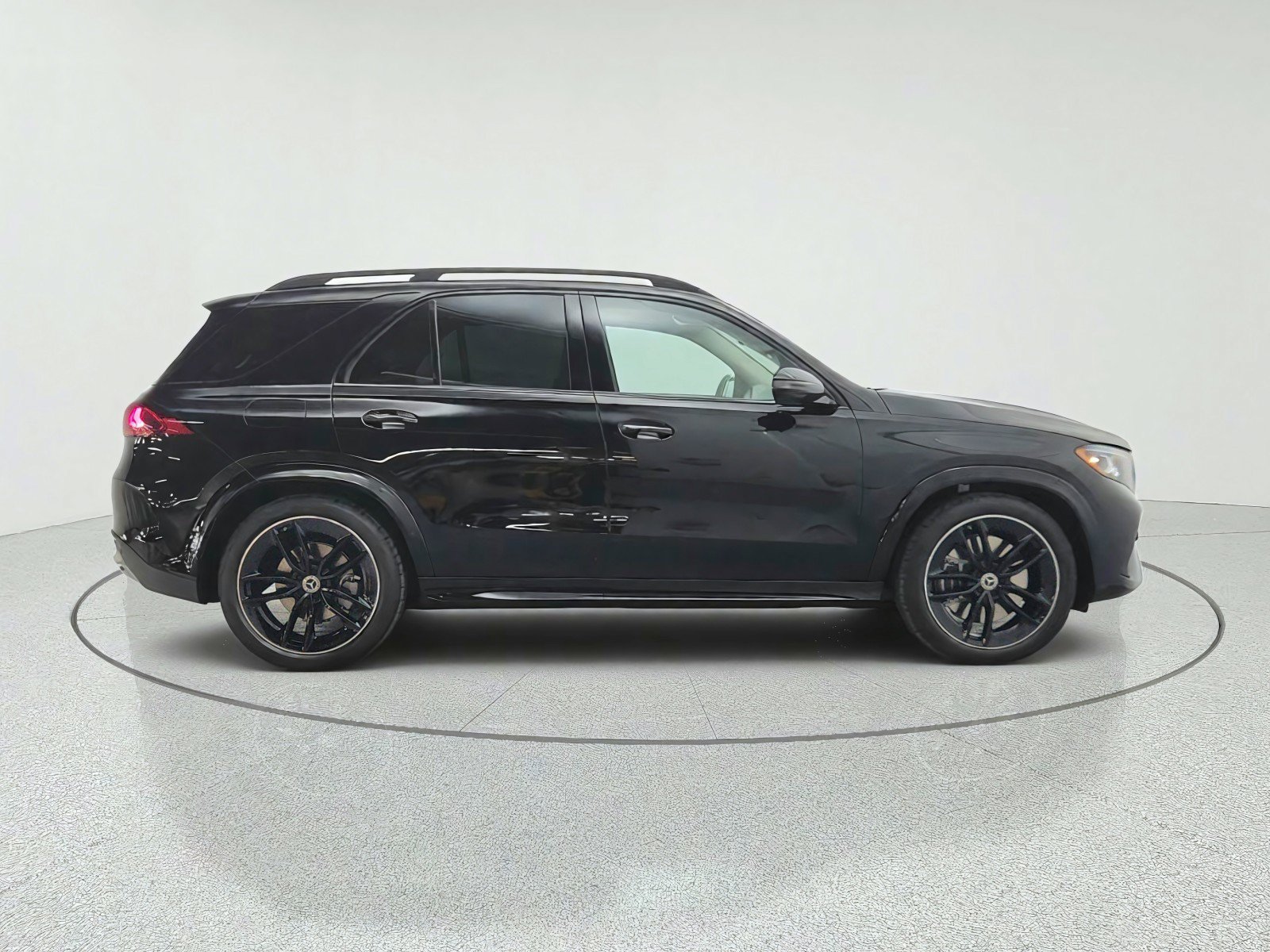 New 2027 Mercedes-Benz GLE 450 4MATIC image 4