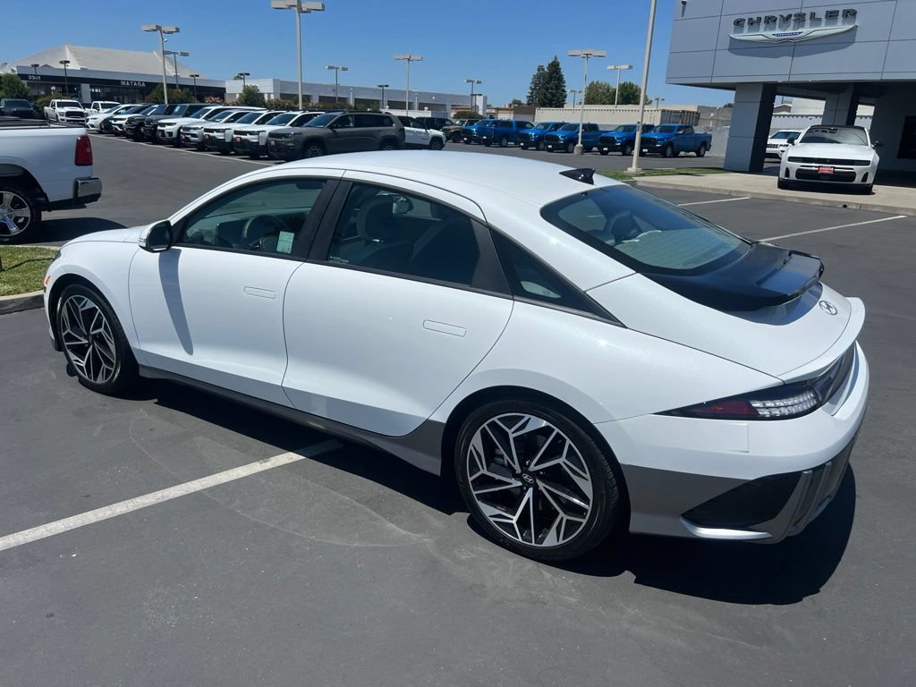 Used 2024 Hyundai Ioniq 6 SEL RWD image 25